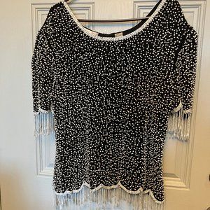 WOMEN'S SIZE 1X BLACK DRESS TOP EMBELLISHED WITH MULTI-SIZED PEARLS